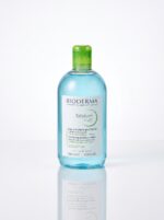 میسلار واتر بایودرما مدل Bioderma Sensibio H2O حجم ۵۰۰ میلیلیتر اصل فرانسه (محلول پاککننده آرایش صورت و چشم، التیامبخش، بدون بو و مخصوص پوستهای حساس و نرمال) - تصویر 2