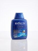 شامپو بیوکسین مدل Bioxcin Quantum Bio-Activ مخصوص موهای چرب ضد ریزش و حجمدهنده (حاوی پپتیدهای فعال زیستی و بایوکمپلکس B11 - ضخیمکننده مو از اولین شستشو و کنترلکننده چربی کف سر) - تصویر 2