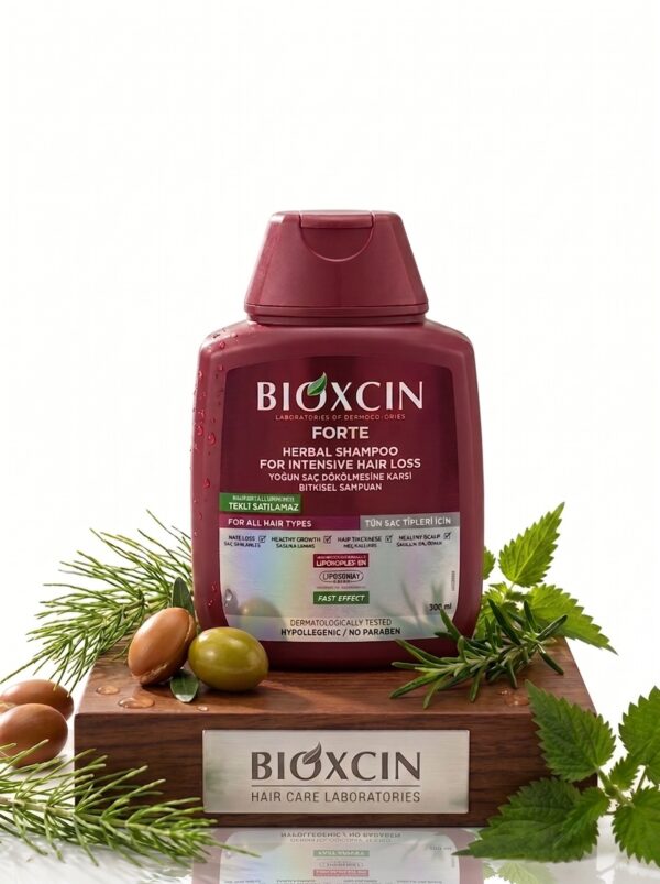 شامپو بیوکسین مدل فورت Bioxcin Forte حاوی بایوکمپلکس B11 لیپوزومال ضد ریزش قوی (درمان قطعی ریزش شدید و ارثی، افزایش ضخامت، رشد مجدد مو و فاقد پارابن - ۳۰۰ میلی‌لیتر) - تصویر 2
